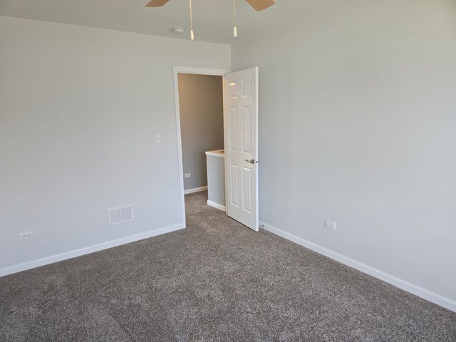 4 Joseph Court, Midlothian, IL 60445