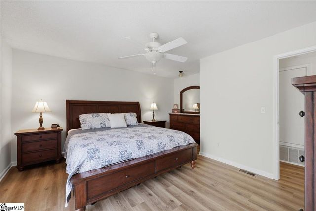 90 Southwood Drive, Greenville, SC 29605