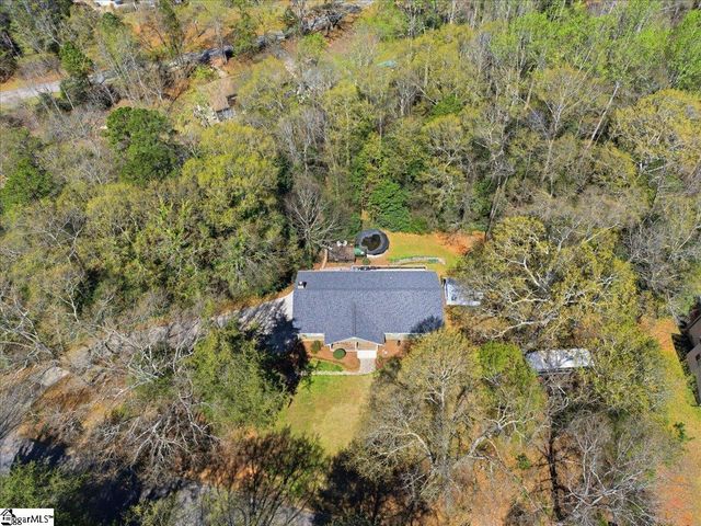 90 Southwood Drive, Greenville, SC 29605