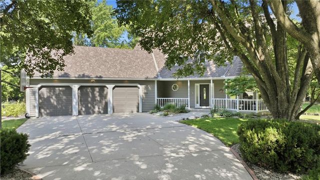 12904 Quail Ridge, Lee's Summit, MO 64086