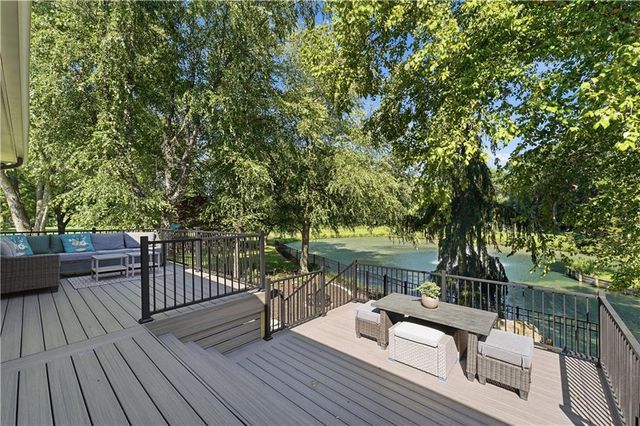 12904 Quail Ridge, Lee's Summit, MO 64086