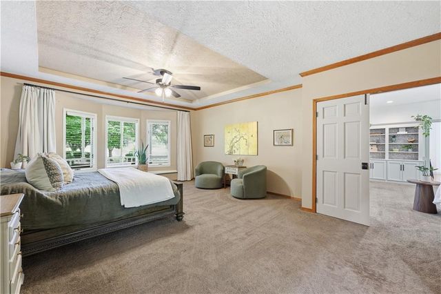 12904 Quail Ridge, Lee's Summit, MO 64086