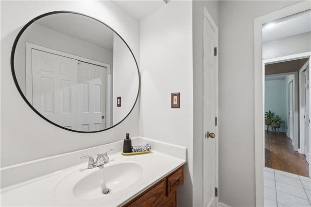 12904 Quail Ridge, Lee's Summit, MO 64086