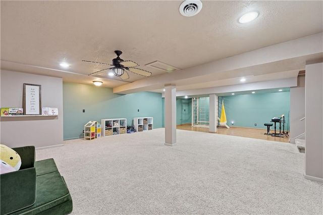 12904 Quail Ridge, Lee's Summit, MO 64086