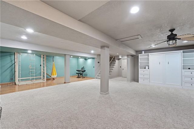 12904 Quail Ridge, Lee's Summit, MO 64086