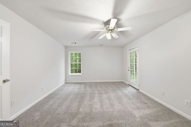 208 Foxdale Court, Lagrange, GA 30240