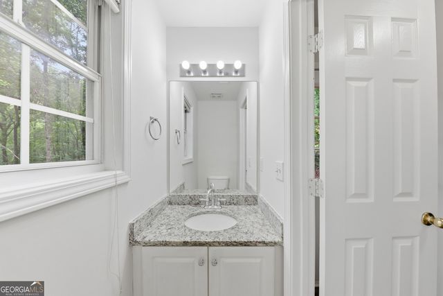 208 Foxdale Court, Lagrange, GA 30240