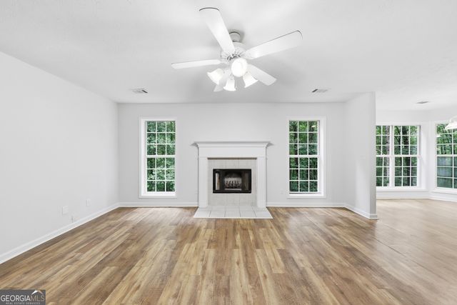 208 Foxdale Court, Lagrange, GA 30240
