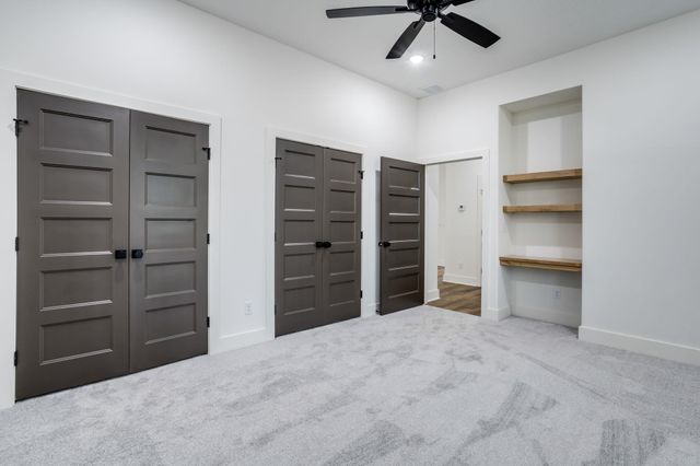 9018 E 33rd Cir S, Wichita, KS 67210