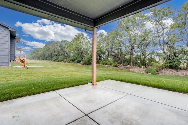 9018 E 33rd Cir S, Wichita, KS 67210