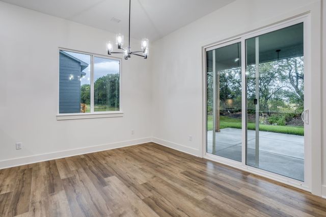 9018 E 33rd Cir S, Wichita, KS 67210