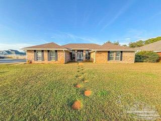 5020 Lantana Dr, Gulf Breeze, FL 32563