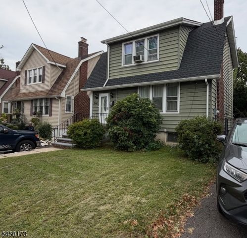 40 Glorieux St, Irvington Twp., NJ 07111