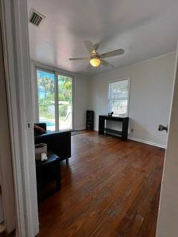 1007 AVON Road, West Palm Beach, FL 33401