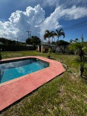 1007 AVON Road, West Palm Beach, FL 33401