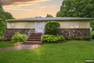 20 Manger Road, West Orange, NJ 07052