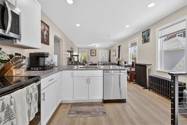 190 Wardlaw Avenue, Providence, RI 02908