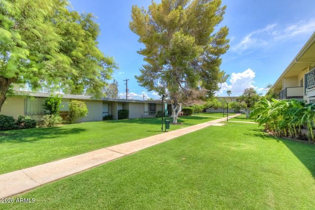 3242 E Camelback Road 207, Phoenix, AZ 85018