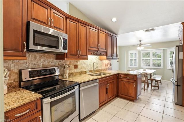 27376 Imperial Oaks CIR, Bonita Springs, FL 34135