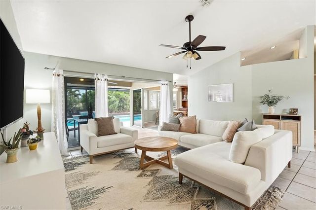 27376 Imperial Oaks CIR, Bonita Springs, FL 34135