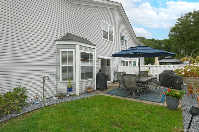 8 Lavern Drive, Middle Island, NY 11953