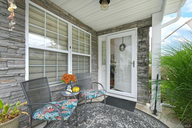 8 Lavern Drive, Middle Island, NY 11953