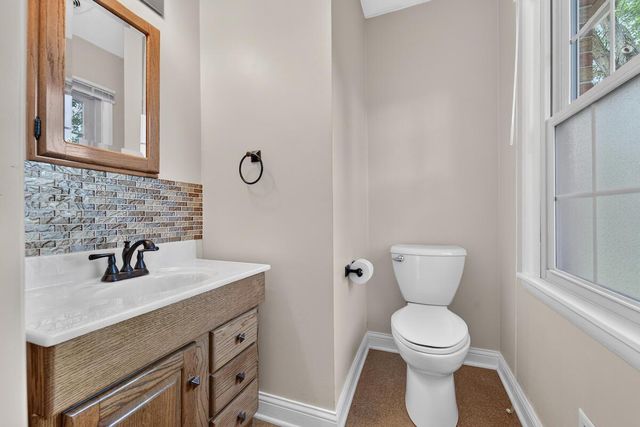 427 Susan LANE, Thiensville, WI 53092