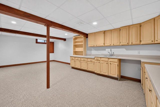 427 Susan LANE, Thiensville, WI 53092