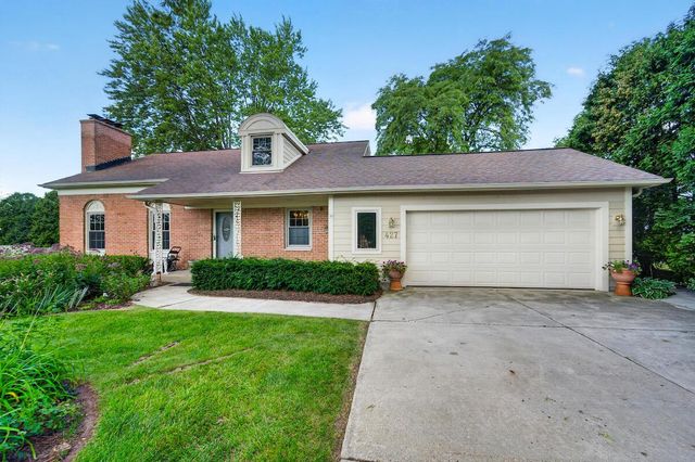 427 Susan LANE, Thiensville, WI 53092