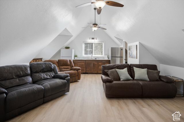 696 E 2550 N, North Ogden, UT 84414