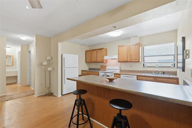 2811 SW ARCHER ROAD Y232, Gainesville, FL 32608