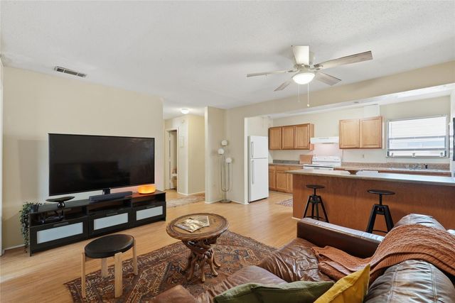 2811 SW ARCHER ROAD Y232, Gainesville, FL 32608