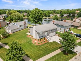 163 Bourne Lane, Bloomingdale, IL 60108
