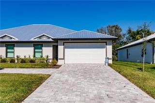 1315 SE 41st ST, Cape Coral, FL 33904