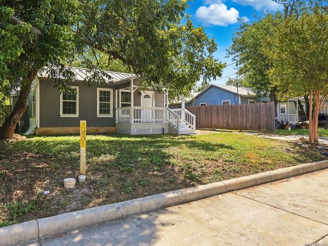 2553 W SAN ANTONIO ST, New Braunfels, TX 78130