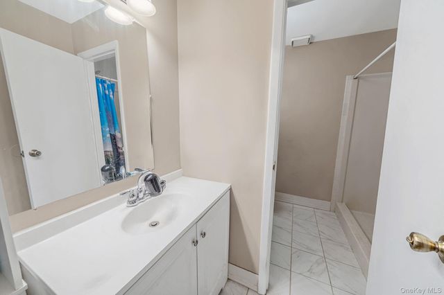 222 Pointe Circle N 2, Coram, NY 11727