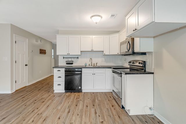 629 Virginia Oak Court, Fort Walton Beach, FL 32548