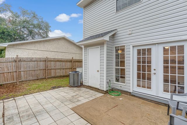 629 Virginia Oak Court, Fort Walton Beach, FL 32548