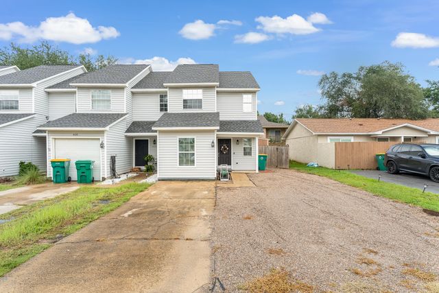 629 Virginia Oak Court, Fort Walton Beach, FL 32548