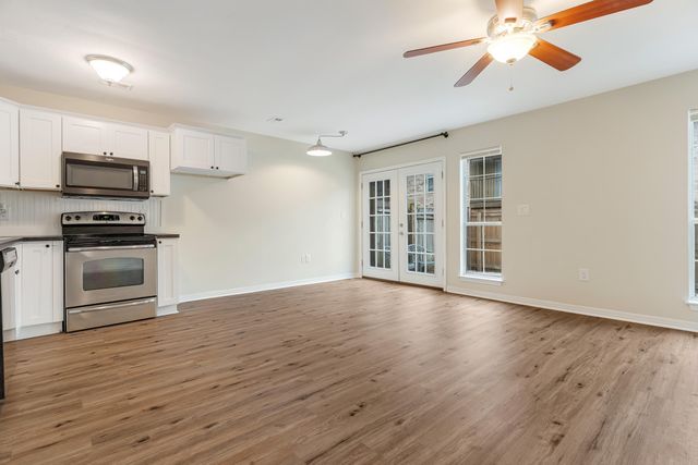 629 Virginia Oak Court, Fort Walton Beach, FL 32548