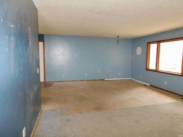 1120 Cedar Lane, Spencer, IN 47460