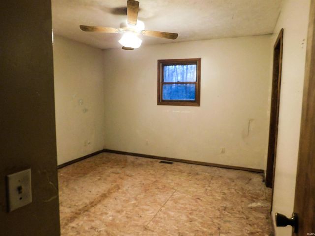 1120 Cedar Lane, Spencer, IN 47460