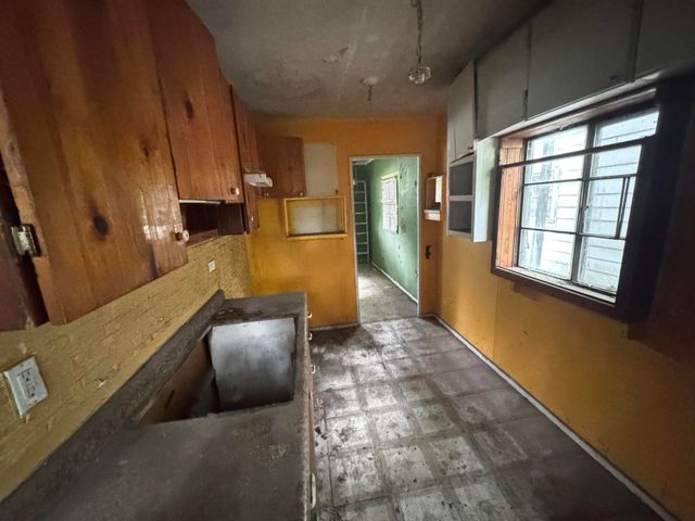 4034 Fillmore Street, Gary, IN 46408