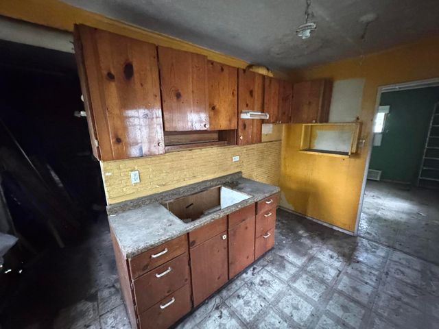 4034 Fillmore Street, Gary, IN 46408