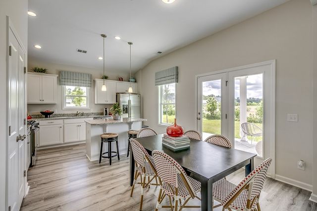 1915 Deercreek Drive, Manning, SC 29102