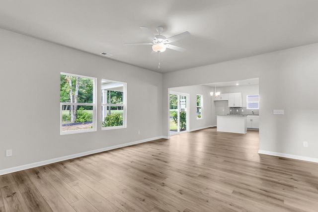 1915 Deercreek Drive, Manning, SC 29102