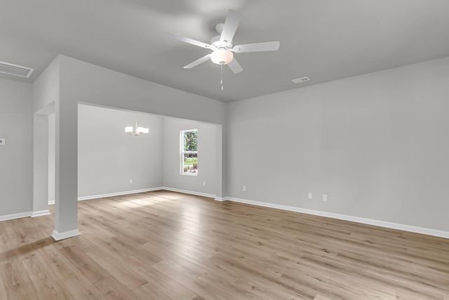 1915 Deercreek Drive, Manning, SC 29102