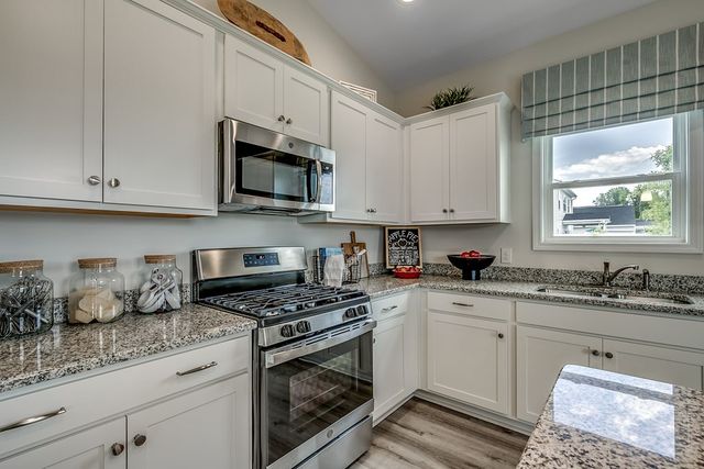 1915 Deercreek Drive, Manning, SC 29102