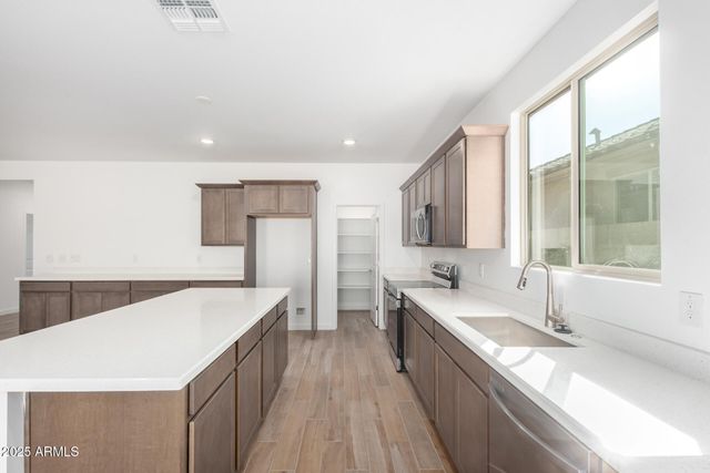 18398 W MONTE LINDO Lane, Surprise, AZ 85387