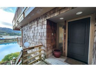 222 DEL NORTE Ln 12, Brookings, OR 97415